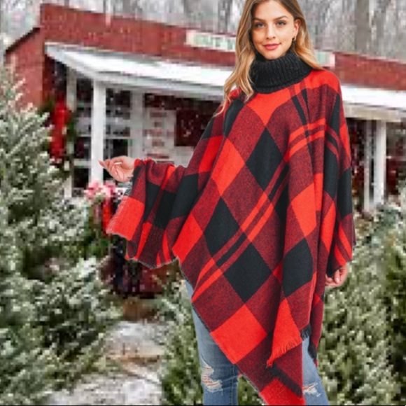 HOLIDAY PLAID PONCHO - Picture 2 of 5